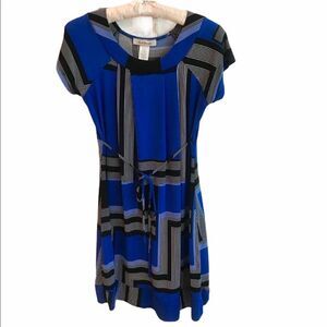 Graphic Mod Geo Sushi Flower Dress with tie waist